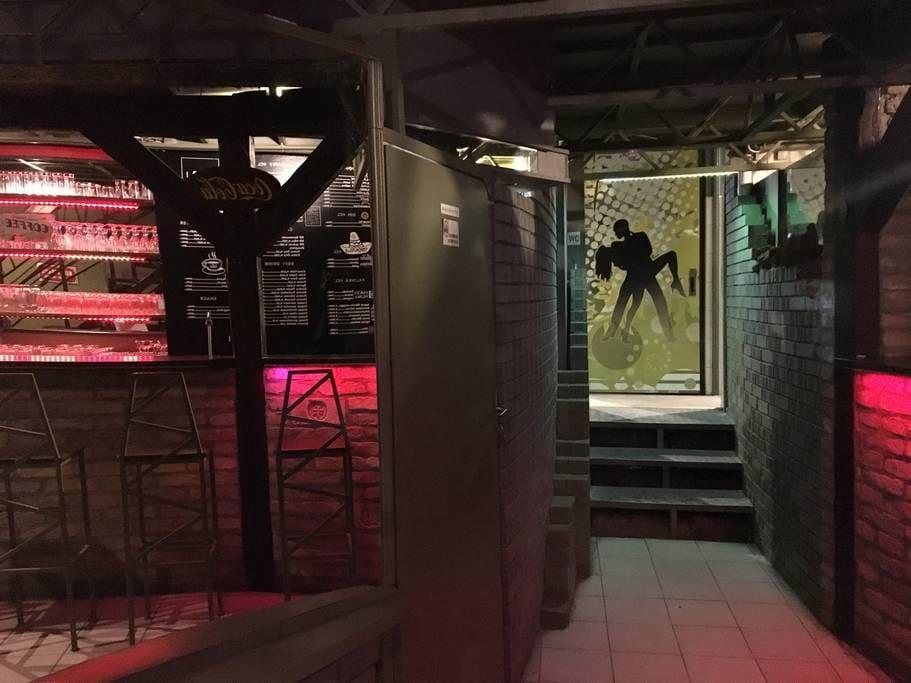 The Bachelor Bar - Bunker | Private Club Villa Budapest Ngoại thất bức ảnh