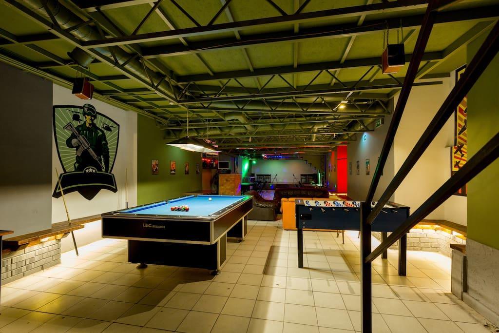 The Bachelor Bar - Bunker | Private Club Villa Budapest Ngoại thất bức ảnh